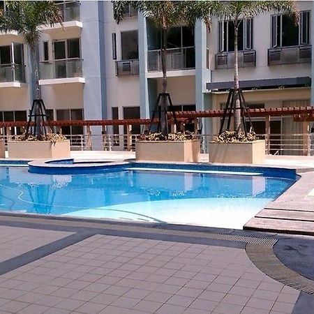 One Palm Tree Villa Cc9N Manila Exterior foto